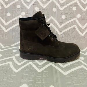Timberland classics 6” inch dark brown water resistant boots